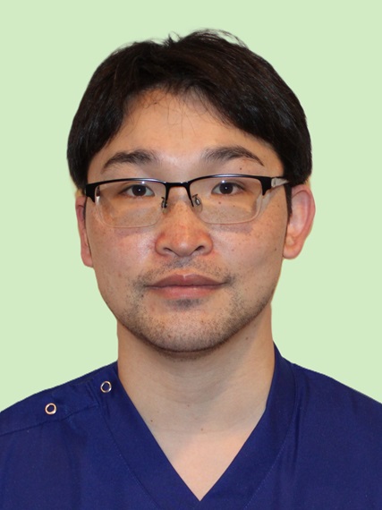 真鍋　和也